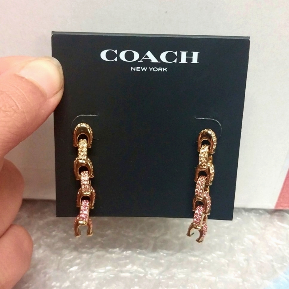 NWT COACH Pavé Signature C Interlocking Drop Earrings.